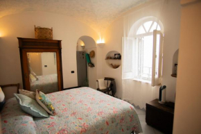 Casa in falesia costiera amalfitana